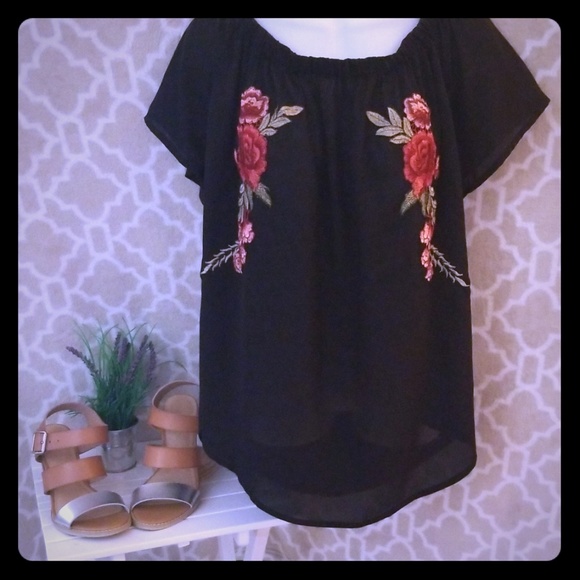 Tops - Silky black floral blouse
